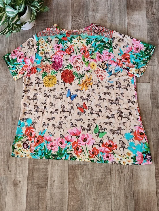 The Janie Lace Garden Favorite Short Sleeve V‑Neck Swing Tee Size XXL - Picture 5 of 14